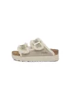 BIRKENSTOCK Sandalai 'Arizona' smėlio spalva