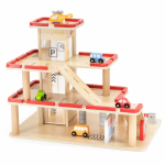 Medinis parkingas, garažas su automobiliais Viga