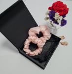 &Scaron;ilkinė plaukų gumytė "Rose" 3.5 cm