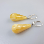 Balto gintaro auskarai. sidabras 925