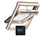 VELUX Stoglangis INTEGRA maitinamas saulės energija, rankena vir&scaron;uje, GGL
