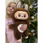 Didelis pliu&scaron;inis Labubu monsters žaislas - rudas drakoniukas, 50cm