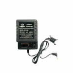 Universalus  įkroviklis / adapteris XB-1002