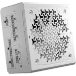 CORSAIR PC power supply unit RM750e / CP-9020292-EU White