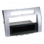 Ramka radiowa Toyota Corolla Verso (E12) 2004- 2009 srebrna