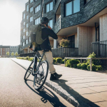 Thule 5233 Paramount Dviračio kuprinė kelionėms į darbą ir atgal 20L Mink&scaron;ta žalia