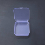 Plastikinė dėžutė 50x50x20mm - uždara talpa