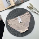 Besiūlės kelnaitės Alynna - L , Smėlio