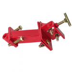 Universalus motobloko padargų sukabinimo mechanizmas