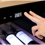 Caso Smart Wine Cooler WineExclusive 38 00721, 38 butelės, 5-20 &deg;C, kompresorinė technologija, dvi temperatūros zonos