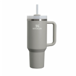 Gertuvė STANLEY THE QUENCHER 1,18 L (pilka). Nemokamas graviravimas.