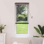 Venecijos žaliuzės Tamsiai ruda su ra&scaron;tu 150 x 60 cm PVC