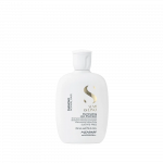 ALFAPARF SEMI DI LINO DEIMANTINIO ŽVILGESIO &Scaron;AMPŪNAS, 250 ML ALFAPARF SEMI DI LINO DEIMANTINIO ŽVILGESIO &Scaron;AMPŪNAS, 250 ML