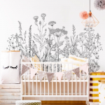 Žydinti juodai balta pieva