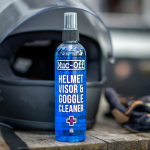 Muc-Off &scaron;almų stiklelių ir akinių valiklis Helmet, Visor & Goggle Cleaner, 32 ml