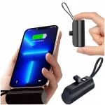 Ne&scaron;iojamas 5000 mAh 10,5 W galios ki&scaron;eninis i&scaron;orinis akumuliatorius (Power Bank), USB-C + &bdquo;Lightning&ldquo;, juodas
