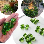 ŽALIAS DEKORATYVINIS STIKLAS 2,6&ndash;3,2 CM KIDNEY GLASS GREEN NAMŲ DEKORAVIMUI 1 KG