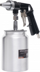 KRAFTDELE įrankių priedai // Žarnos ir pneumatiniai priedai // \nPistolet do piaskowania 750ml KD2095\n