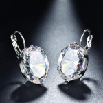 Mieli ovalaus kirpimo kri&scaron;toliniai auskarai balti eleganti&scaron;ki sidabro spalvos auskarai mergaitėms