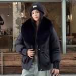 Streetwear Didelio kailio apykaklės Pūkais medvilne pamink&scaron;tinta striukė Moteri&scaron;ka žieminė trumpa parka Pa&scaron;iltinti &scaron;ilti paltai Mados lauko drabužiai L juoda