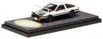 HJ64 Toyota Sprinter Trueno GT APEX Initial D varikliu aprūpintas modelis su Wataru Akiyama Pagamintas produktas 1/64 (AE86) /