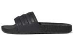Adilette Boost Adidas &Scaron;lepetės 'Carbon Core Black' GX4285 37