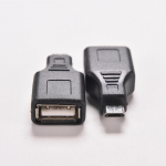 Tinklo USB 2.0 A tipo ki&scaron;tukas į Micro USB B tipo 5 kontaktų ki&scaron;tuką, skirtas kabelio &scaron;akotuvui.