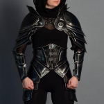 Plieninių pečių pora Lady Larp Hunter