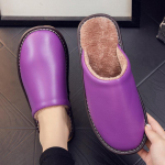 Neslystančios vandeniui atsparios žieminės odinės &scaron;lepetės poroms &ndash; &scaron;ilta pliu&scaron;inė kambarinė avalynė 27 (usually 40-41)