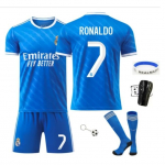 ANUTETOUNI Vaikų Real Madrid Ronaldo 7 Futbolo Rinkinys - Apima Mar&scaron;kinėlius, &Scaron;ortus, Kojines, Kamuolį, Galvos Juostą, Shin Guardus, Mėlyną ir Baltą, Dydis 120-130 cm 100-110 cm mėlyna