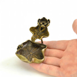 Antikvariniai žalvariniai lotoso lapų smilkalų papuo&scaron;imai, gryno vario varlės lotoso tvenkinio smilkalai