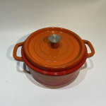Auk&scaron;čiausios kokybės ketaus emalio puodas: Nelipnus, nepadengtas tro&scaron;kinys, puodas ir sriubos puodas, daugiafunkciniai indai. Orange exterior, black interior
