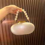 Specialios formos akrilinė dėžutė moteri&scaron;ka delninukė auk&scaron;čiausios kokybės perlinė rie&scaron;o vakarinė pečių rankinė