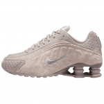 Nike Shox R4 Plok&scaron;čias alavo spalvos gėlių ra&scaron;to moteri&scaron;ki HV0934-001 36.5
