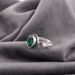 Žalias smaragdo brangakmenio žiedas, rankų darbo nuostabus sidabrinis žiedas, 925 prabos sidabro žiedas vestuvių dovanai 6.5 žalia