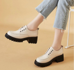 Odiniai batai Moteri&scaron;ki pavasario naujos mados sportbačiai priekiniai nėriniuoti batai Retro apvalūs stambūs kulnai juodi moteri&scaron;ki batai 35