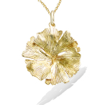 Les Tr&eacute;sors De Lily [R5169] - Pendentif Plaqu&eacute; Or 'Ginkgo Biloba' dor&eacute; - 23 mm