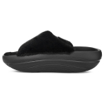 UGG FoamO UGGplush &Scaron;lepetės Juodos (Moteri&scaron;kos) Moteri&scaron;ki sportbačiai 1143849-BLK 42