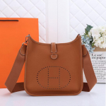 Pečių krep&scaron;ys Didelės talpos kasdienis premium jausmas lengva prabanga Evelyn didelis Togo odos rankinė po pažastu Crossbody odinė moteri&scaron;ka rankinė 19X6X21 aukso rudos spalvos