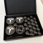 30 vnt. 56 mm Tesla Model 3 Model Y 2025 Model Y Juniper Automobilio ratlankio centrinės dalies dekoratyviniai dangteliai Ženklelis Varžtų apsauginis dangtelis