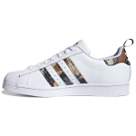 Adidas Superstar Baltos Savanos Camo Unisex Sportbačiai Debesėlių Baltumo Laukinių Rudumo GV9698 35⅔