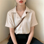 Madingi moteri&scaron;ki &scaron;ifono palaidinė Vasariniai mar&scaron;kiniai trumpomis rankovėmis Palaidinės Baltos vir&scaron;ūnės V kaklo korėjieti&scaron;ko stiliaus drabužiai biuro moterims M balta