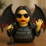 Graži 2025 m. Ozzy Osbourne figūrėlė Ačiū Ozzy Paskutinis pasirodymas Atgal į pradžią Atsisveikinimo &scaron;ou 2025 m. Figūrėlė Stalo dekoracijos