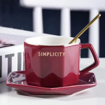 Nordic Style kavos puodelis ir lėk&scaron;tė Dviejų dalių rinkinys Vienspalvis dažytas auksinis keramikinis puodelis vandens puodelis Popietės arbatos pieno puodelis