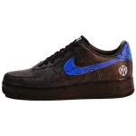 Nike Air Force 1 Inter Milan Bendradarbiavimas Naujas Logotipas Čempionato Paminėjimo Laisvalaikio Gyvatės Ra&scaron;to Žemi Bėgimo Bateliai Unisex Bėgimo Bateliai Juodi DO1742-991 38.5