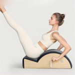 EM Pilates Reformeris su stuburo korektoriumi