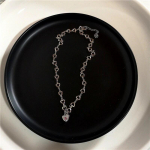 Vintage Pearl Love Butterfly Spider Pendant Choker Kaklo papuo&scaron;alas vyrams Moterų Gotikinis Hip Hop Cross Mėnulio grandinėlė Ilgi Papuo&scaron;alai Helovinas