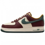 Nike Air Force 1 Low '07 LV8 Tamsiai komandinė raudona / Vintažinė žalia HQ3612-113 EU 43 umbro spalva/balta