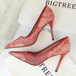 Madingi Moteri&scaron;ki Madingi Seksualūs Auk&scaron;takulniai Batai Moteri&scaron;ki Seksualūs Vestuviniai Batai Moterims Stiletto Moterims Nauji Smailianosiai Tinklelio Tu&scaron;čiaviduriai Nėriniai Kulniukai 34 raudona