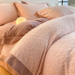 Prabangus žieminis koralinio fliso aksomo patalynės komplektas - 4 dalių dvipusis aksominis antklodės užvalkalas ir paklodės premium komfortui. 1.2m Bed, Set of 3, Fits 150x200 Duvet